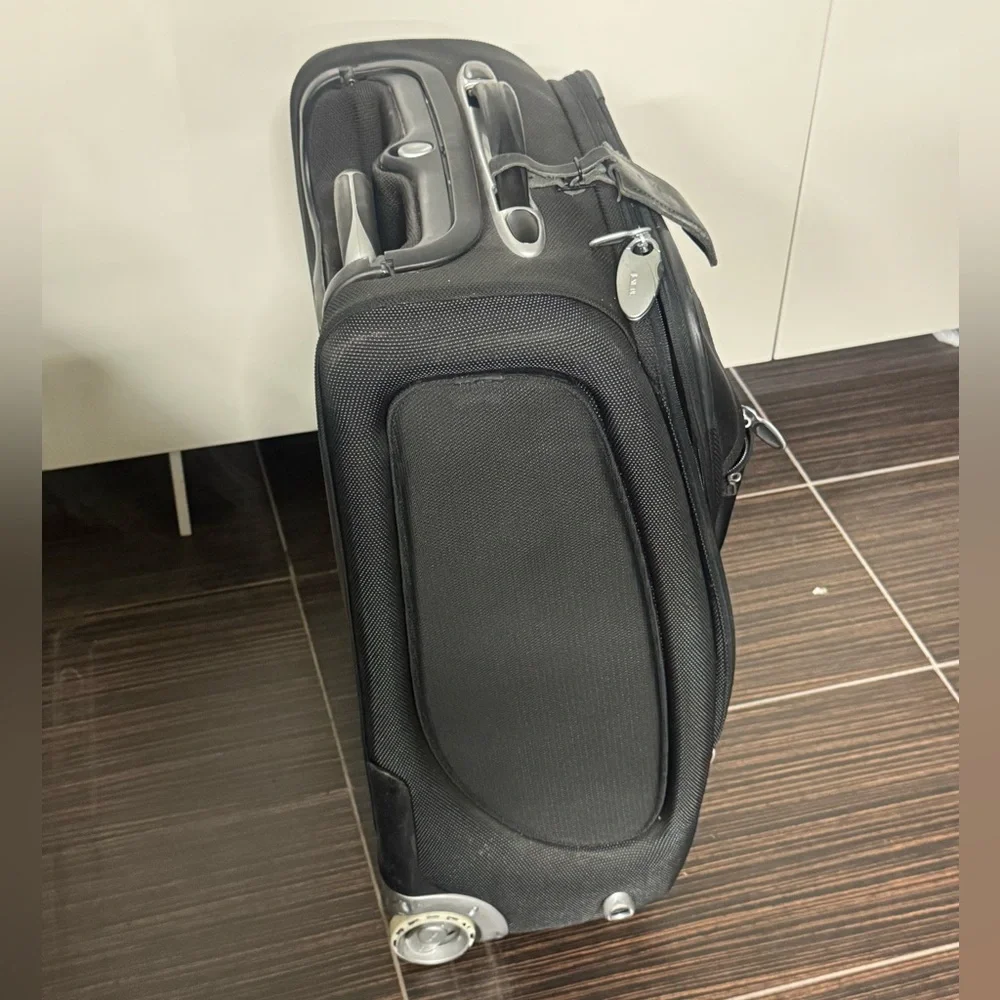 Tumi Black Softside Rolling Carry-On with Front Pocket Suitcase Luggage
